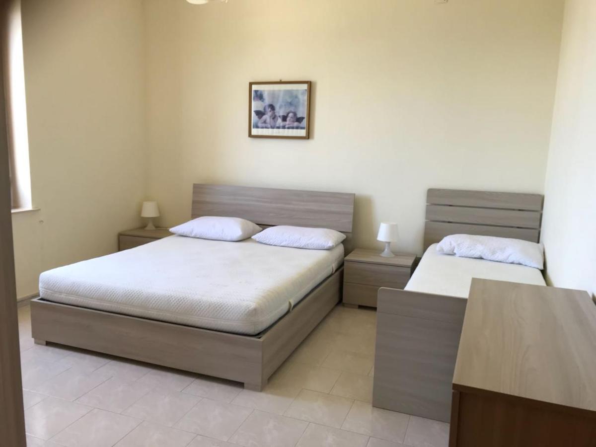 Residence Sicilia Mare- Casa Vacanza Scoglitti Buitenkant foto