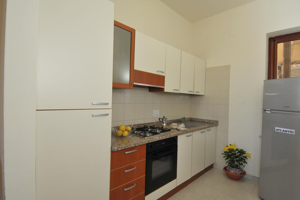Residence Sicilia Mare- Casa Vacanza Scoglitti Buitenkant foto