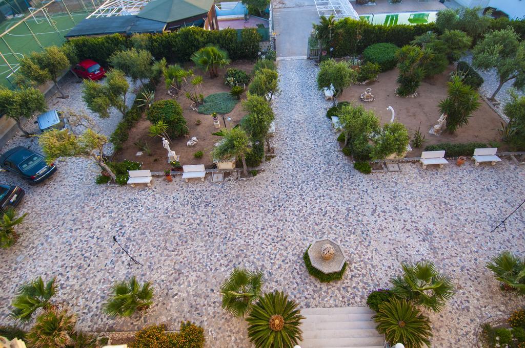 Residence Sicilia Mare- Casa Vacanza Scoglitti Buitenkant foto